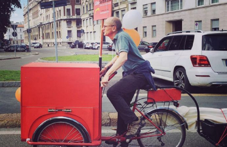 La libreria itinerante che sfida Amazon nella consegna a domicilio