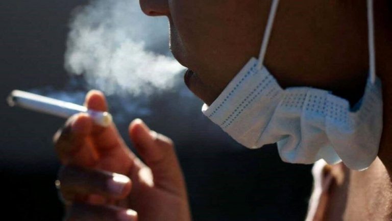 Divieto di fumo all’aperto: dal 19 gennaio sigarette bandite