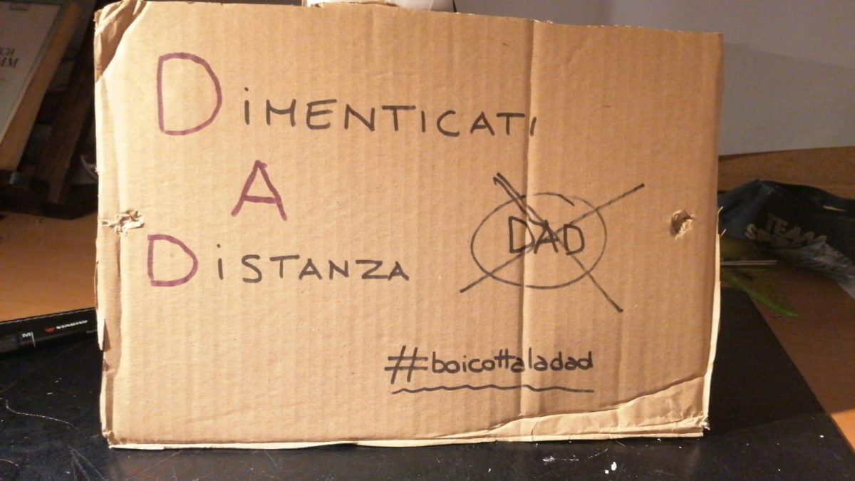Scuole chiuse: al Virgilio di Milano sciopero a distanza contro la dad