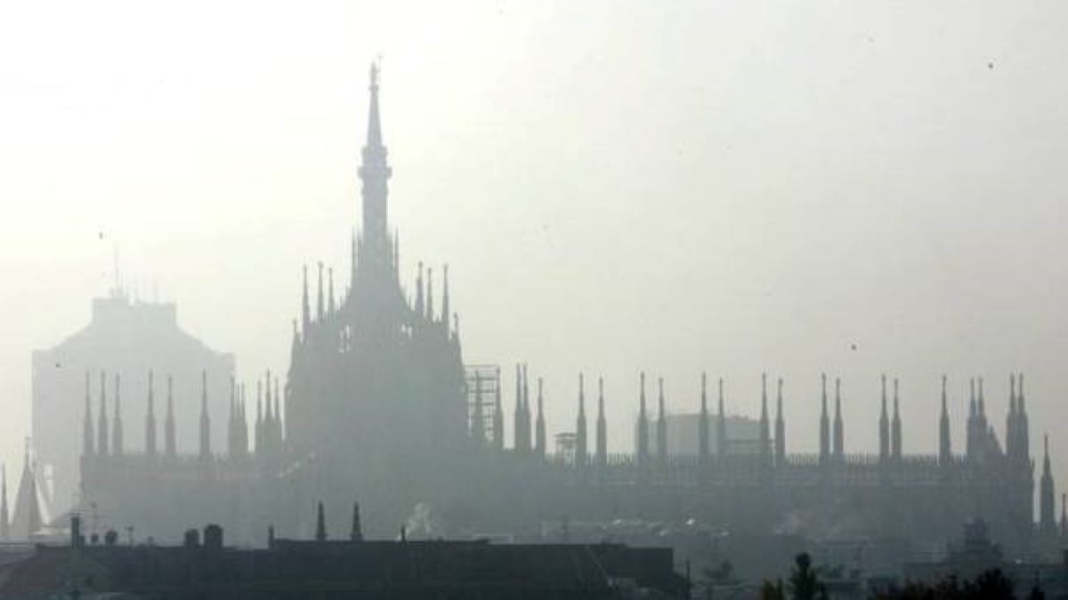 Smog a Milano, l’Arpa: “Sono in aumento i giorni fuori legge”