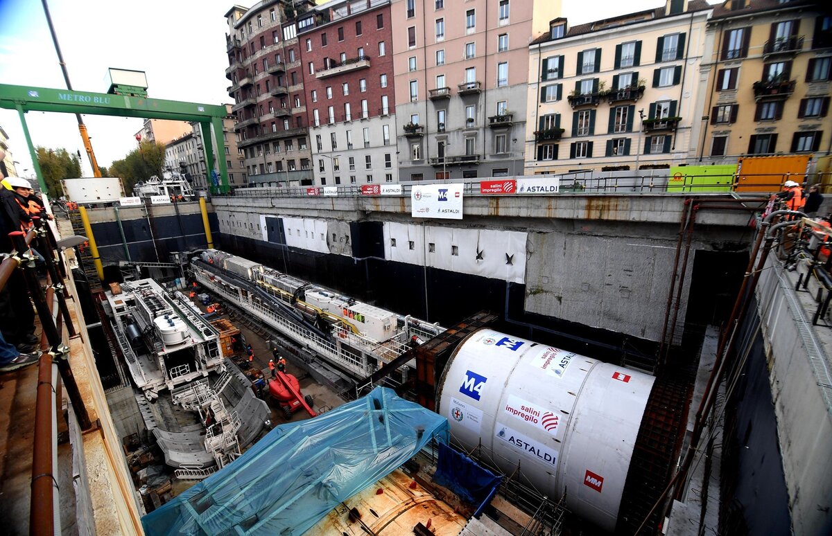 Il collegamento tra M3 e M4 sarà pedonale, niente tunnel sotterraneo