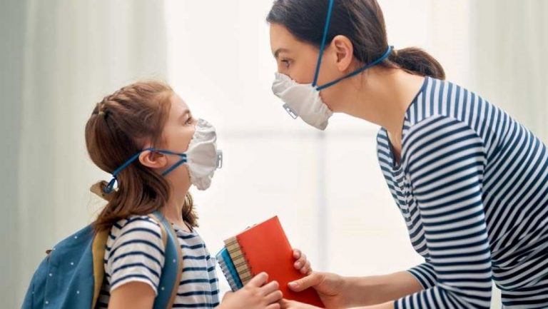 Il sindacato blocca il rientro a scuola, Sala: “Spero il 7 gennaio”