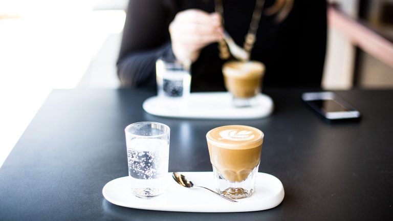 Stop asporto dalle 18, i bar: “Perderemo l’50% del fatturato”