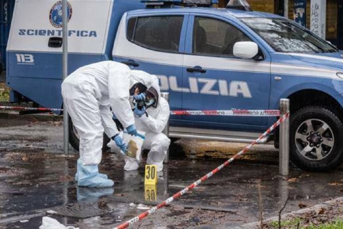 Sparatoria in piazza Selinunte: uomo di 39 anni ferito alla testa