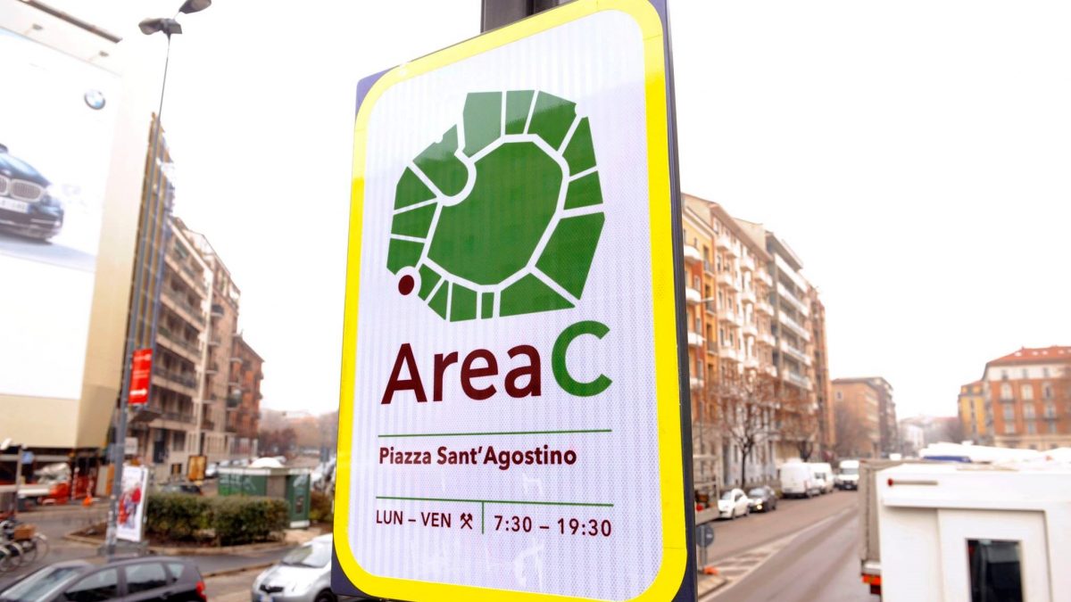 Area C a Milano attiva anche in zona rossa, Granelli: “Dipende dai dati”