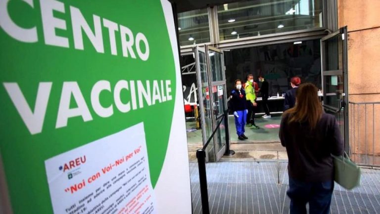 Covid, terminato il test delle vaccinazioni di massa in fiera a Milano