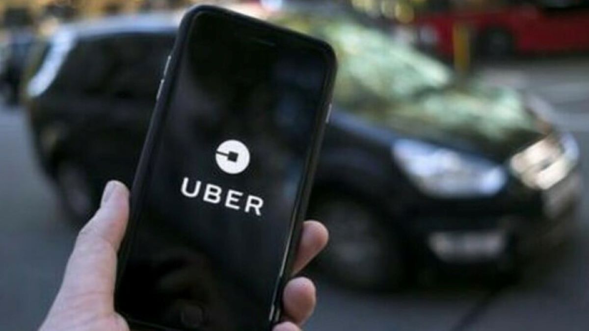 Vaccini, Uber dona 20mila corse gratis per fare il vaccino anti covid