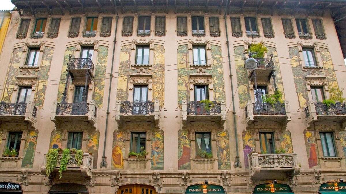Quali palazzi di Milano meritano una foto? Gli edifici imperdibili