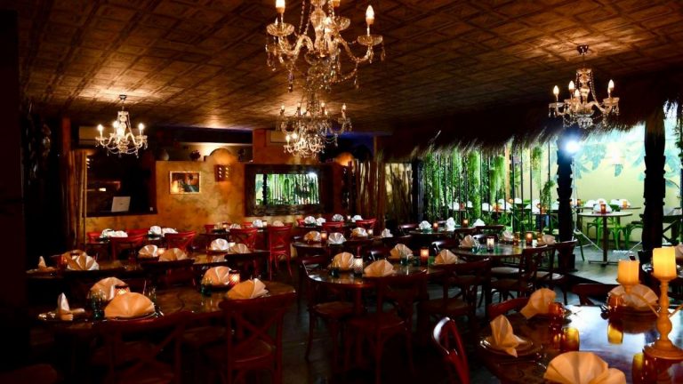 Blitz al ristorante “La Parrilla” a Milano: aperto oltre il consentito