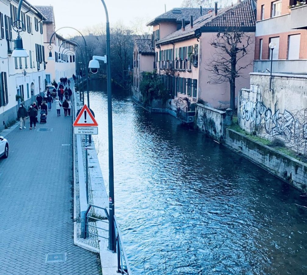 Trovato un cadavere nel Naviglio Martesana: indagini in corso