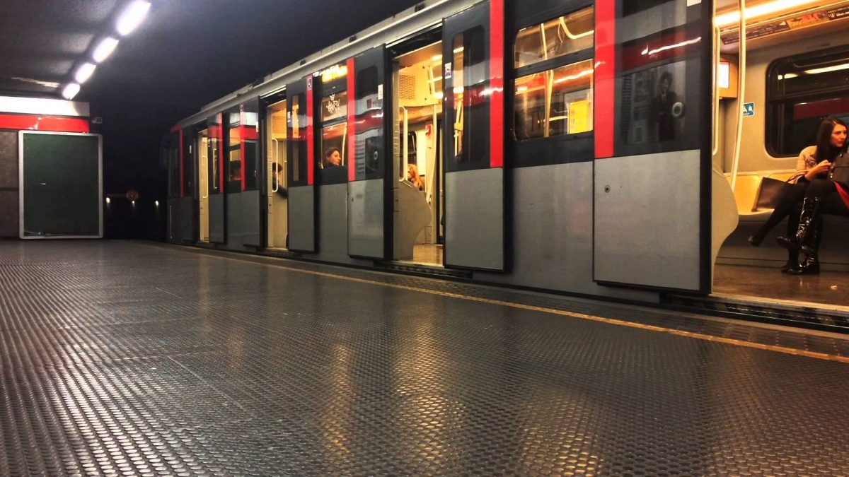 Frenata improvvisa in metro, Atm: “In corso analisi approfondita”