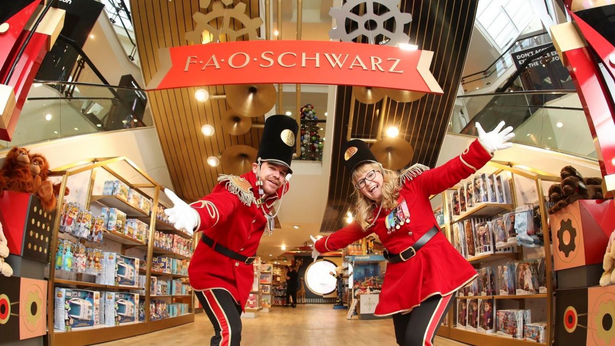 Fao Schwarz apre a Milano: il negozio di giocattoli più famoso del mondo