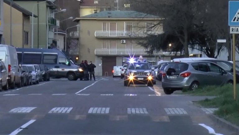 Festa clandestina in una casa affittata: multati in 13