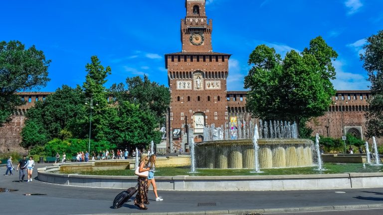 Turismo a Milano post Covid, Sala: “Ci vorranno due anni per la ripresa”