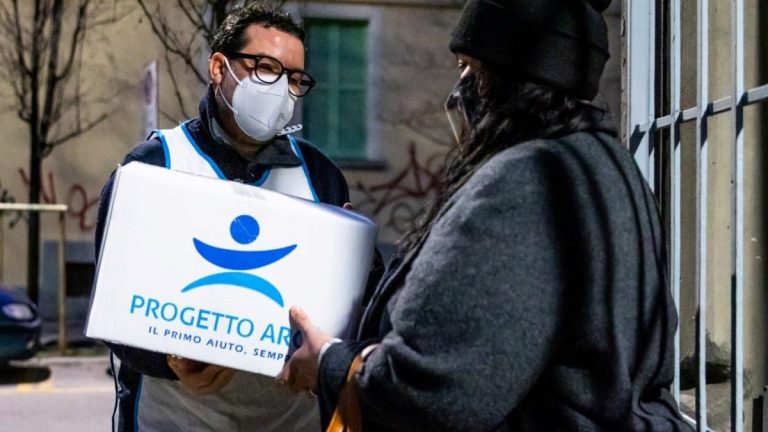 Progetto Arca a Milano: aiutate 10mila persone dopo il covid