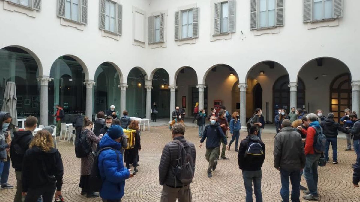 Piccolo Teatro di Milano occupato, Sala: “Guardate al futuro”