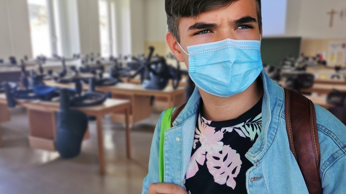 Casi covid a scuola, Ats: “i contagi a Milano aumentano in modo stabile”