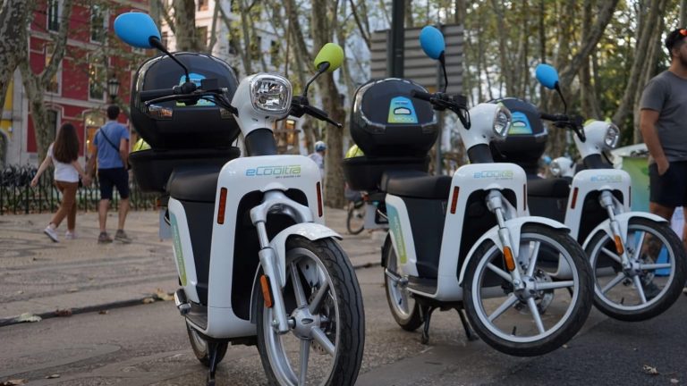 Free Now a Milano: nell’app ora anche gli scooter di eCooltra