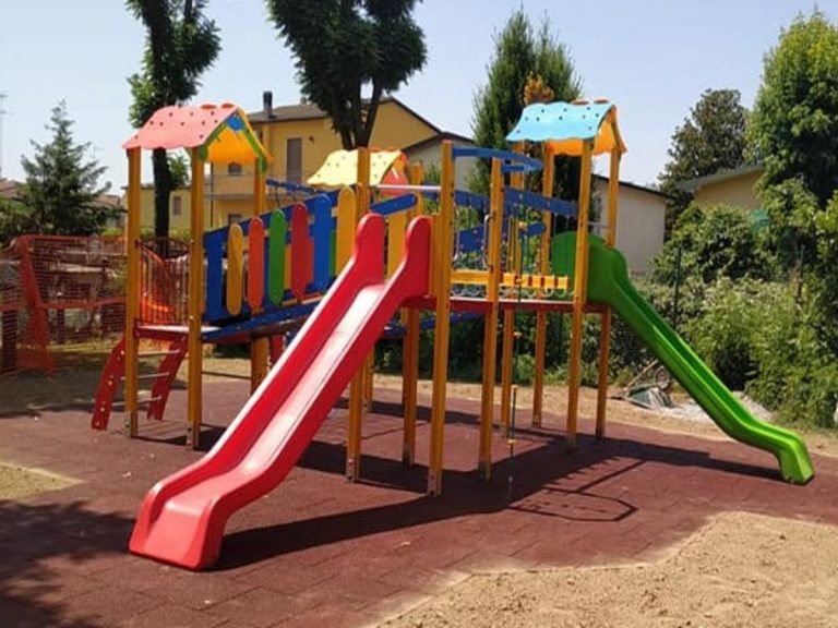 Area Giochi plastica riciclata