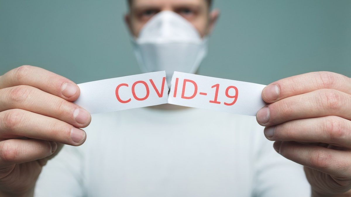 Covid in ritirata: Milano sempre più vicina alla zona bianca