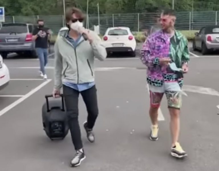 Protesta Emis Killa e Angelo Duro