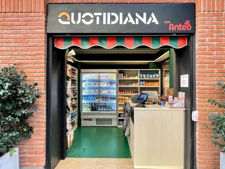 Edicola Smat, Milano