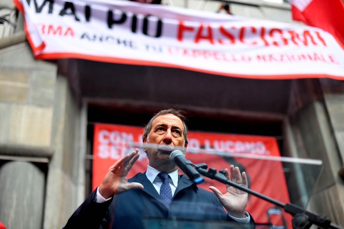 Beppe Sala: “A Milano elette persone di matrice fascista, non è accettabile”
