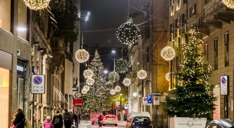 A fine mese Milano torna ad illuminarsi: via libera alle luminarie di Natale