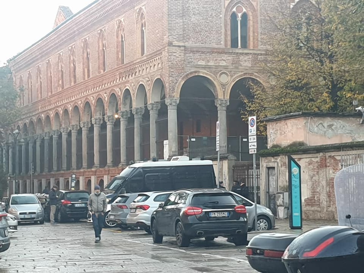 Università Statale, la polizia sgombera le aule occupate dagli studenti