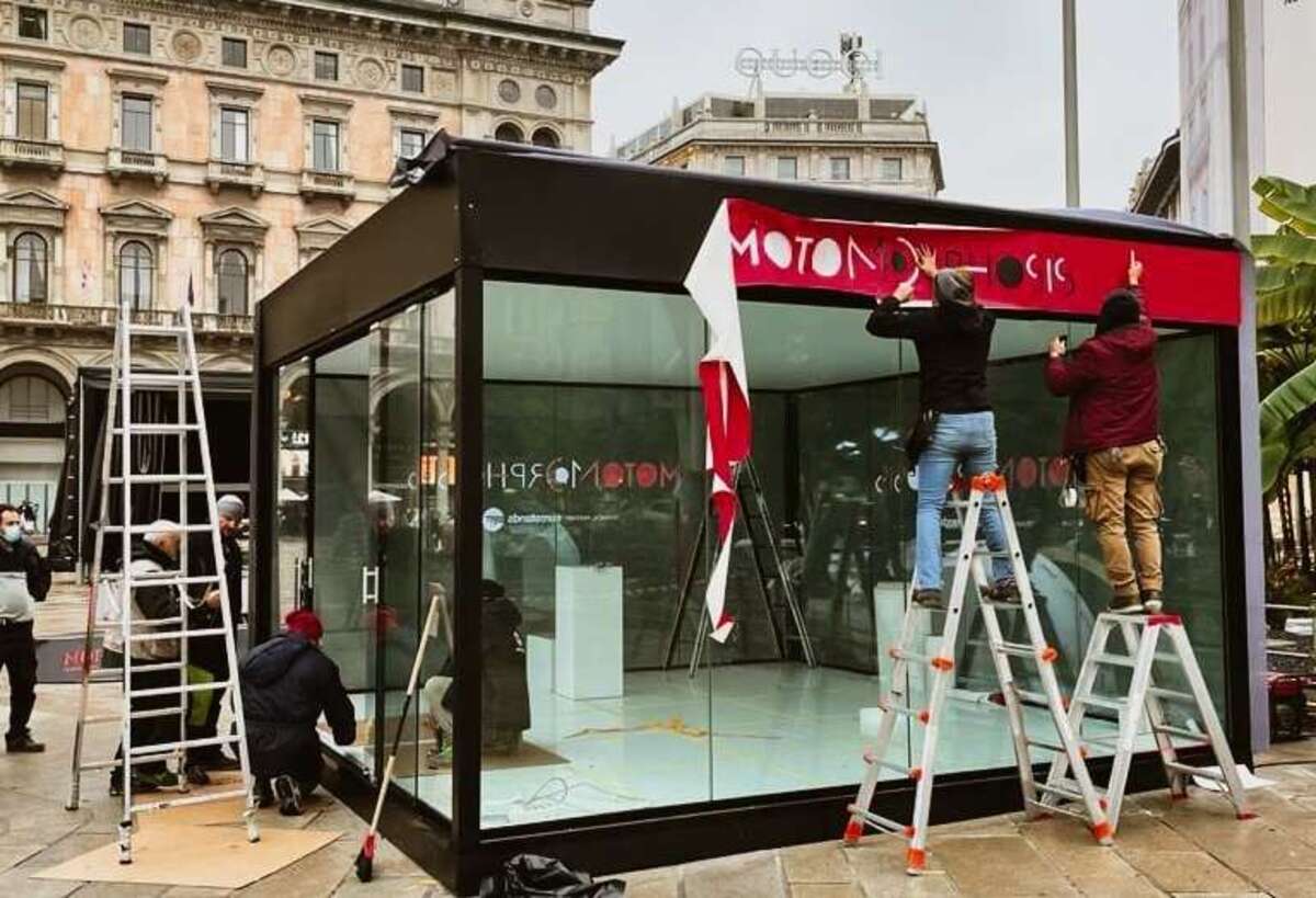 Motomorphosis: arriva l’installazione di moto davanti al Duomo
