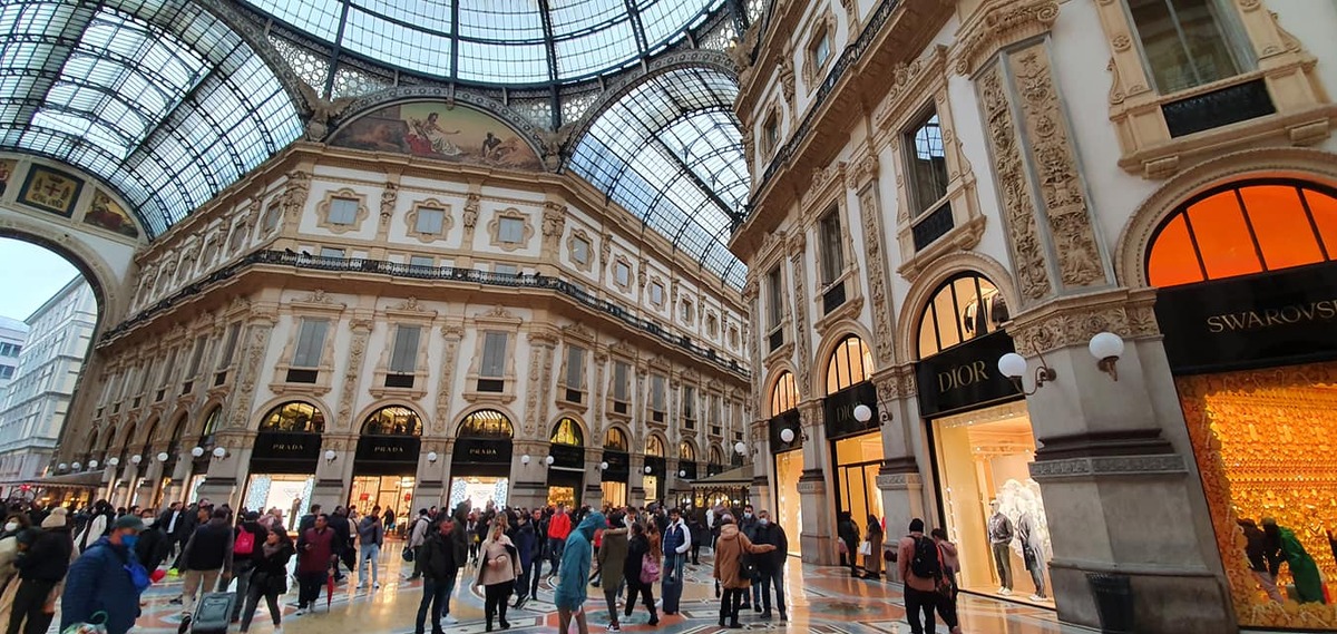 Corso Vittorio Emanuele II: rinasce lo shopping in centro a Milano