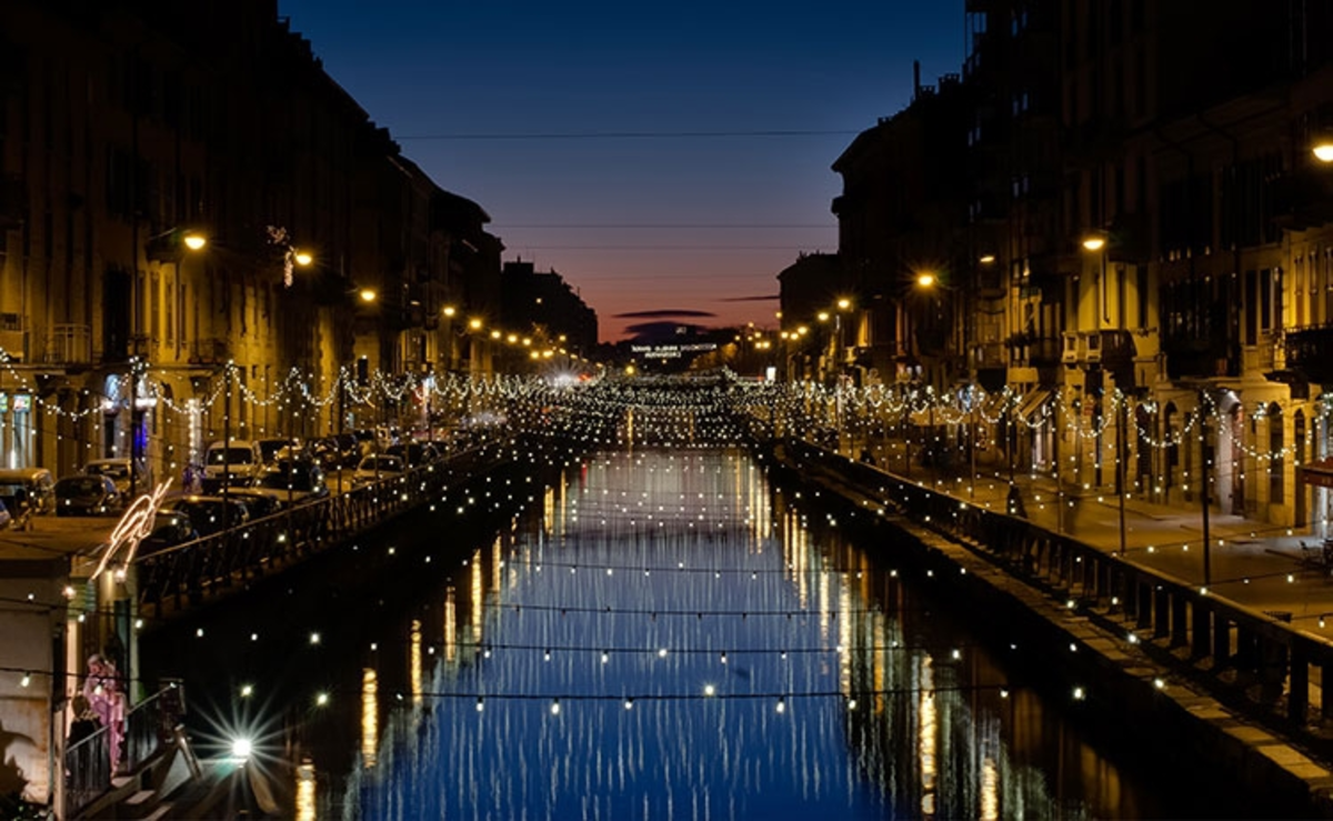 Natale a Milano, 30 km di luci illumineranno la città