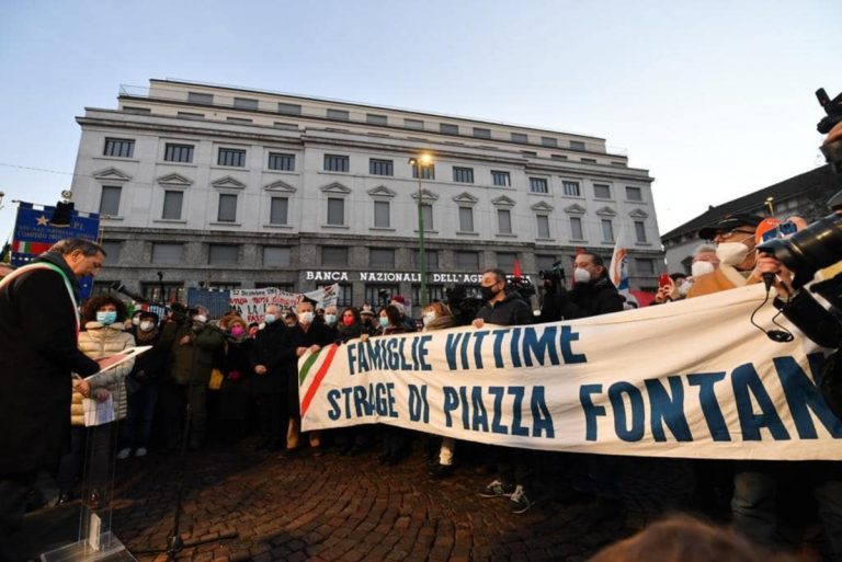 Contestato il sindaco Sala: il litigio con un manifestante