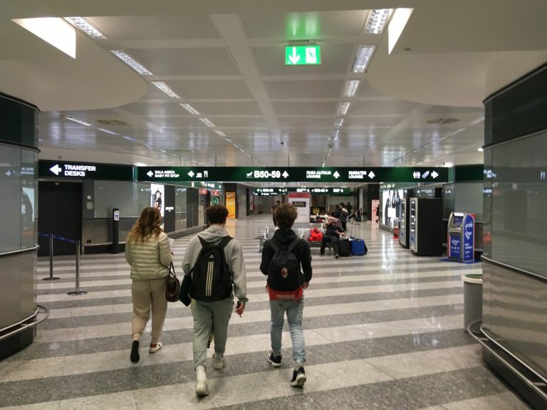 Linate-Malpensa, la situazione: in transito 500mila persone, molte le prenotazioni disdette