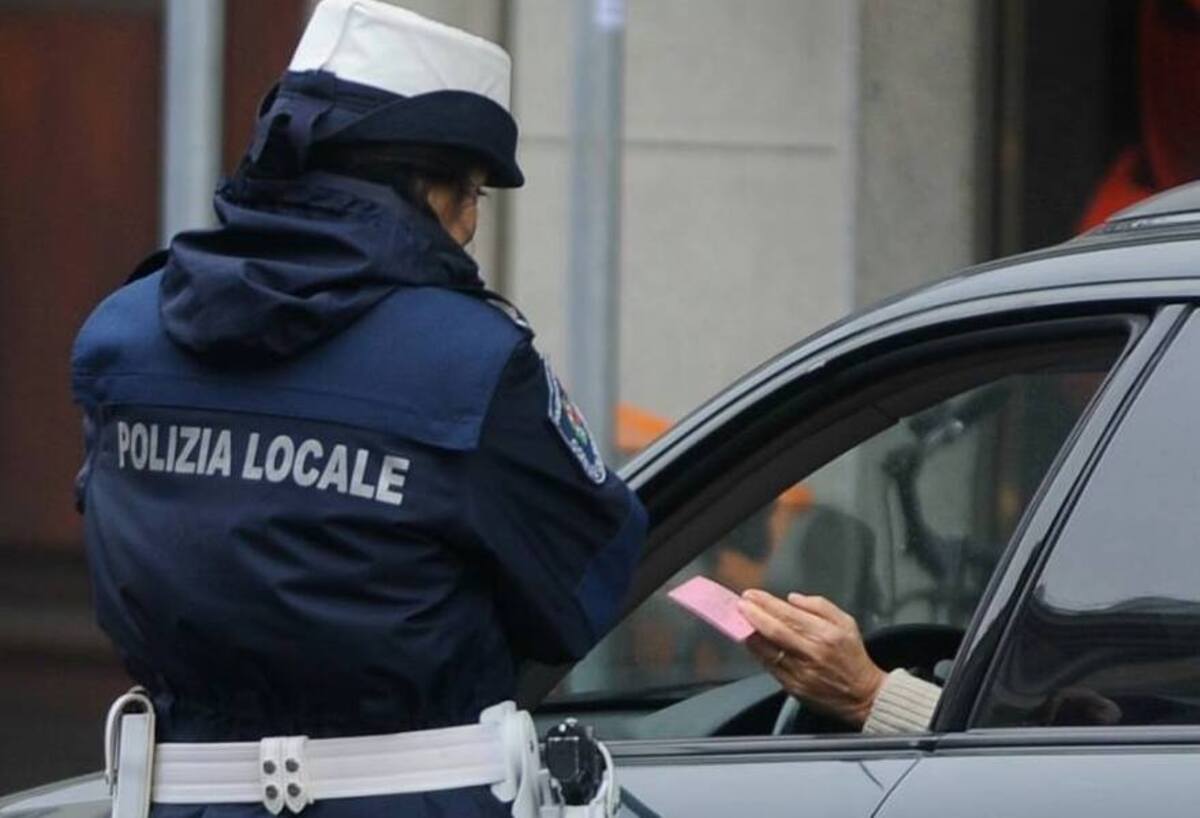 Misure anticrisi, a Milano avanza la moratoria fiscale: dalle multe alle tasse