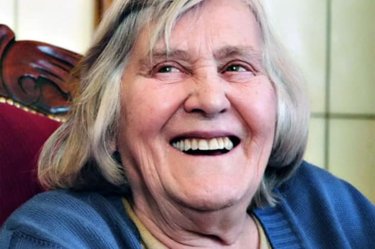 Milano dedica una statua a Margherita Hack a cento anni dalla nascita