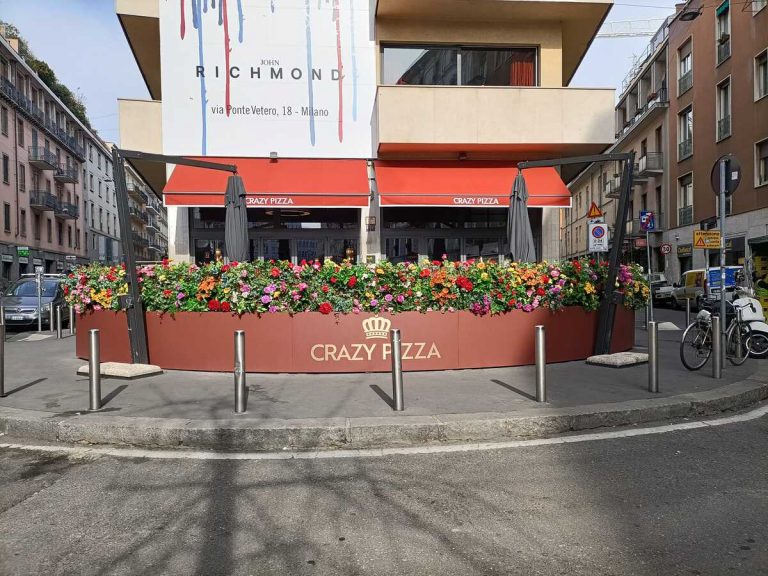 Crazy Pizza, la pizzeria di Briatore sbarca a Milano: prezzi e menù
