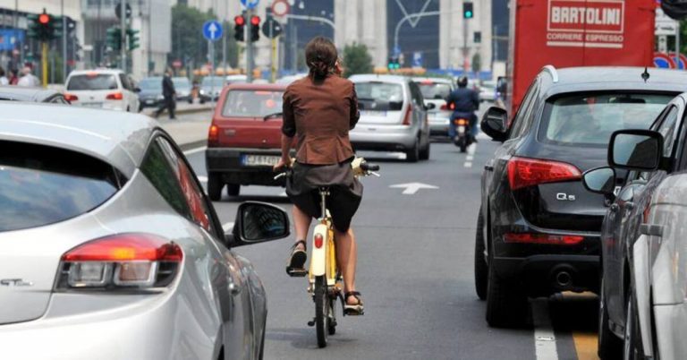 Ciclisti, raddoppiano gli incidenti a Milano