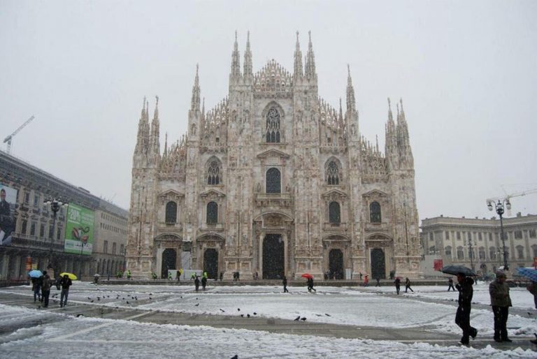 Neve a Milano lunedì 14 febbraio