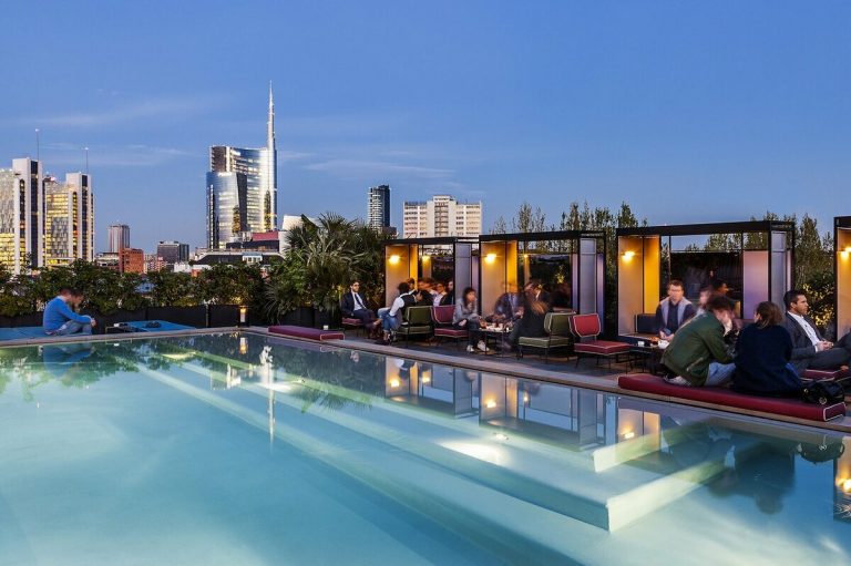 Ripresa Covid: nel weekend Milano torna a popolarsi