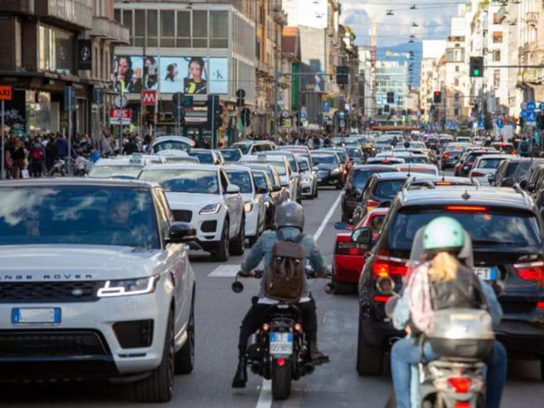 Smog e traffico, Milano al 20esimo posto nella classifica della qualità dell'aria