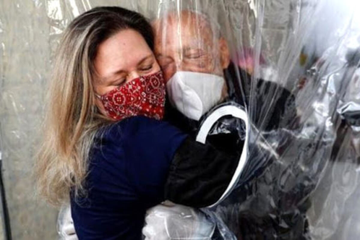 Dal 10 marzo gli ospedali della Lombardia riaprono le visite ai parenti: le regole