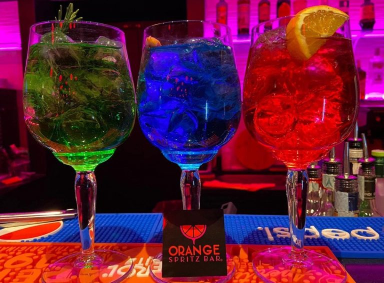 Nuova apertura a Milano: in Porta Venezia spunta Orange, la prima spritzeria