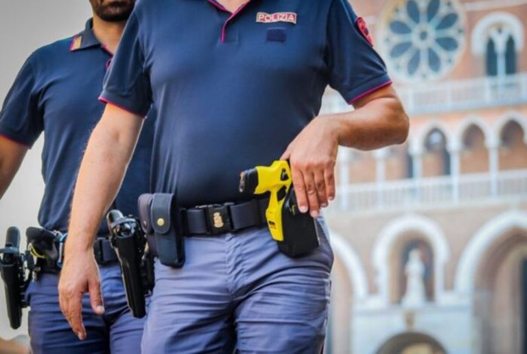 Sicurezza Milano: i ghisa potranno avere il taser?