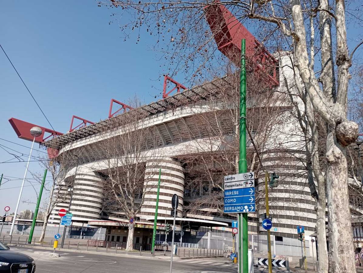 Stadio San Siro: il Comune di Milano è contrario allo spostamento a Sesto
