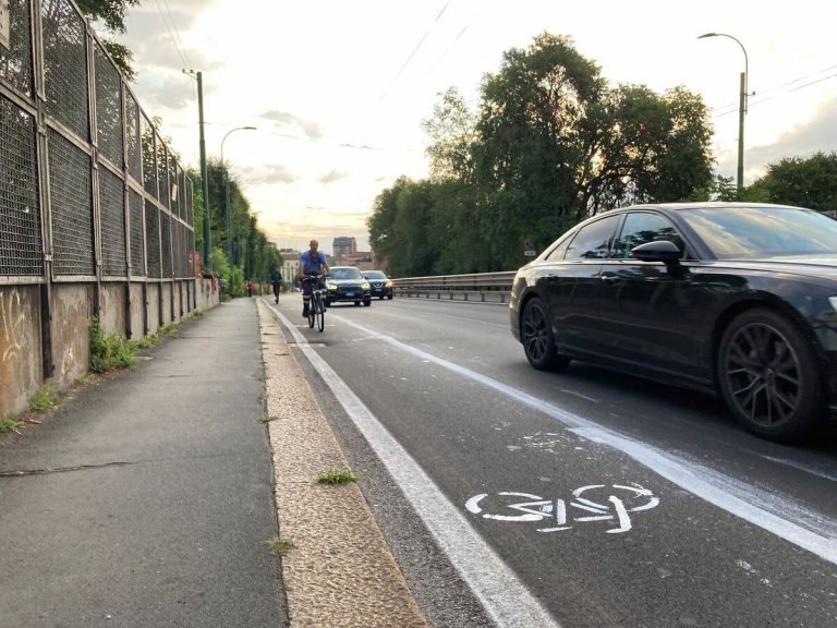 Manifestazione per la pista ciclabile sulla Ghisolfa: il nuovo progetto