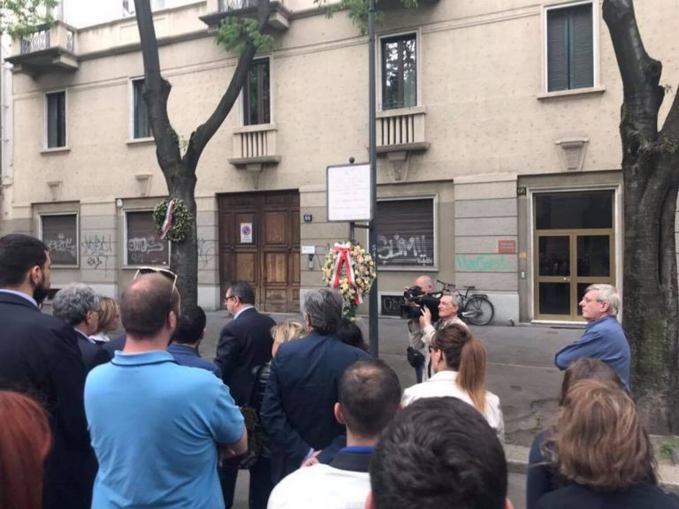 Sala alla cerimonia in ricordo di Ramelli: "Fa parte della storia di Milano"