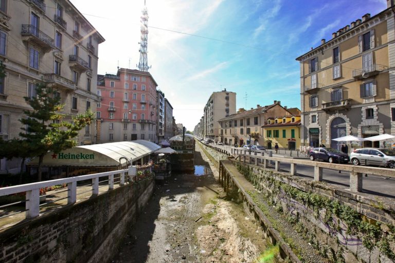 Meteo a Milano, mai così poca pioggia da oltre 200 anni: le previsioni