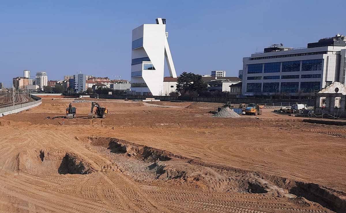 Villaggio Olimpico di Porta Romana, terminate le demolizioni degli edifici: il cantiere