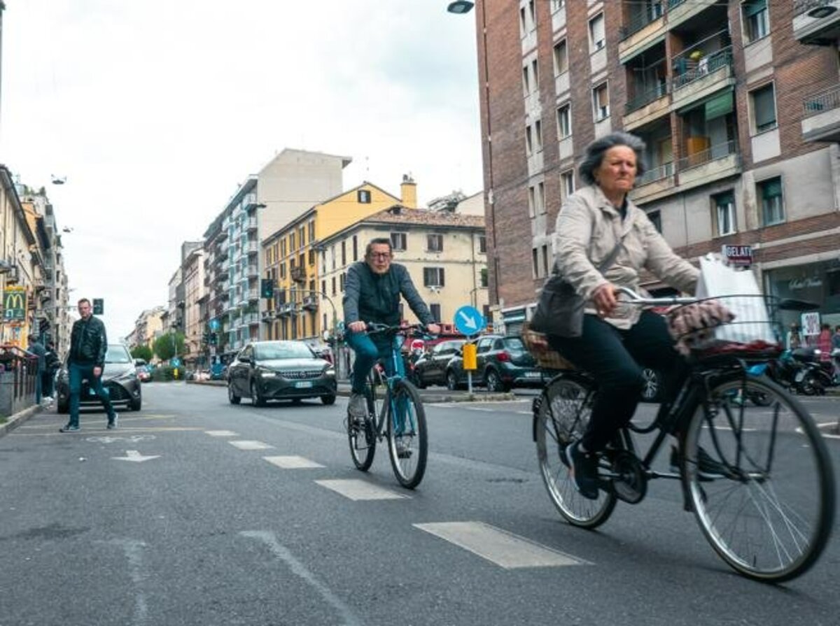 Pista ciclabile viale Monza, 276% di bici in più: diminuiscono gli incidenti